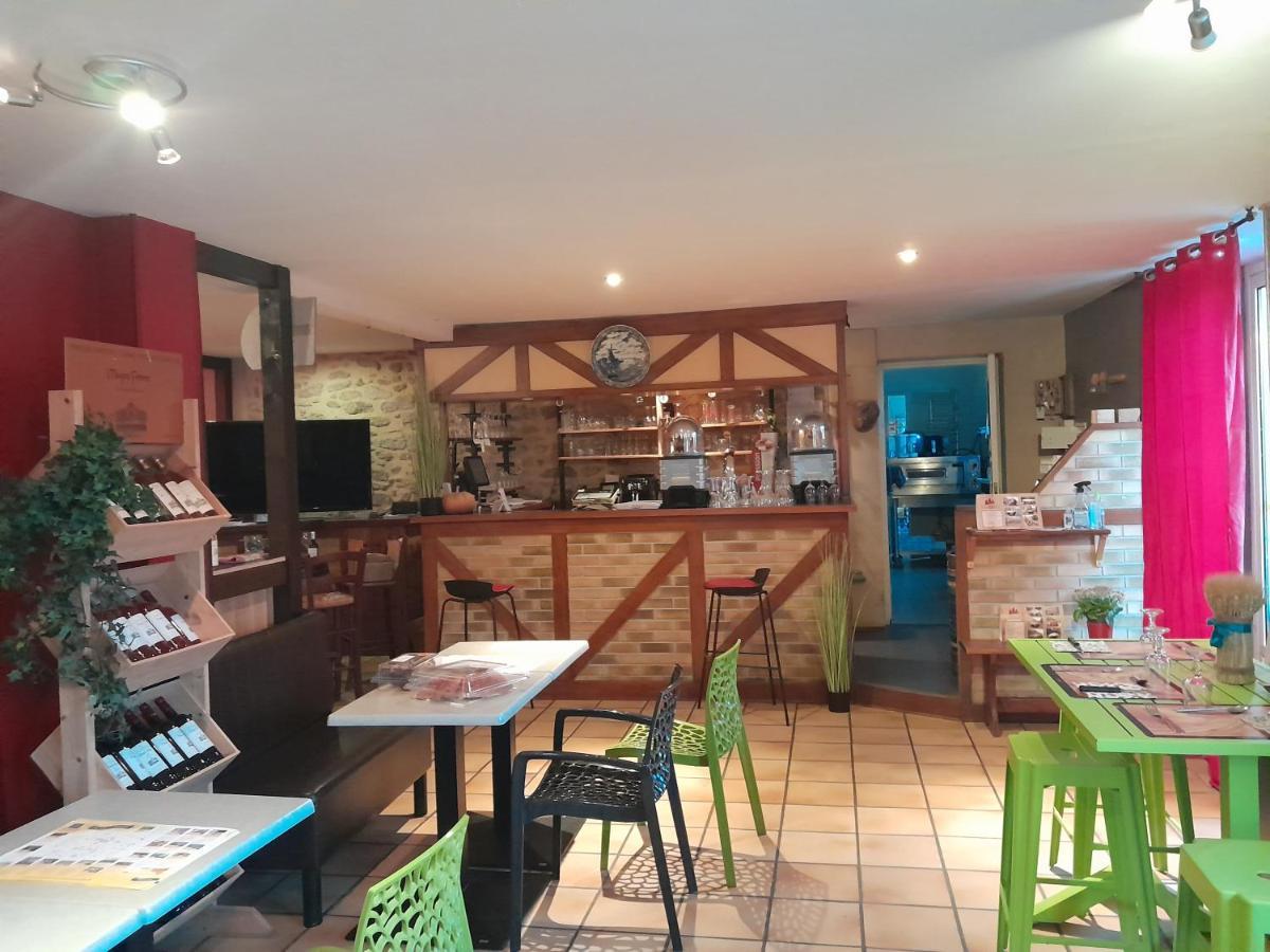 Auberge La Marchadaine Montrollet Zewnętrze zdjęcie