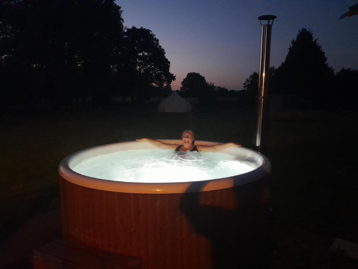 Auberge La Marchadaine Montrollet Zewnętrze zdjęcie