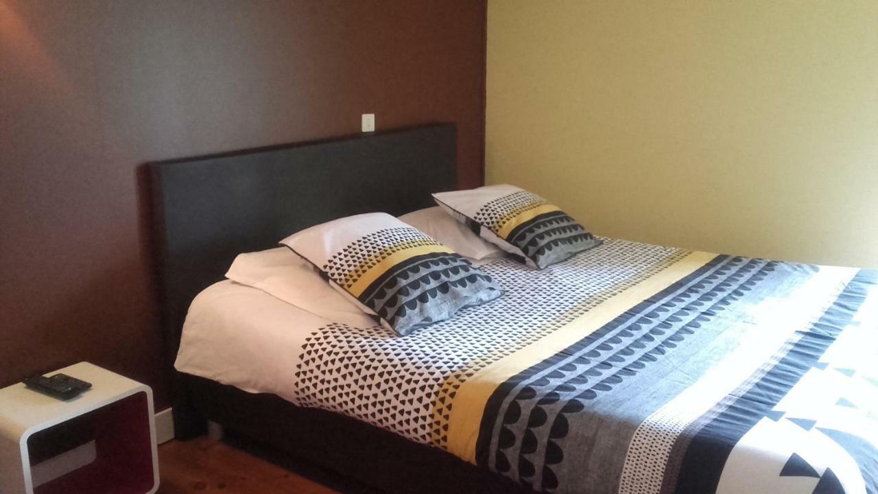 Auberge La Marchadaine Montrollet Zewnętrze zdjęcie