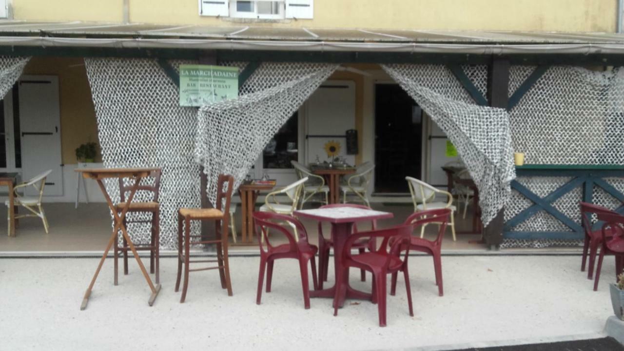 Auberge La Marchadaine Montrollet Zewnętrze zdjęcie